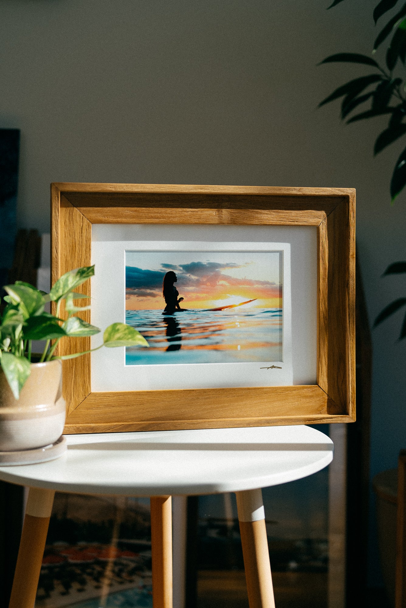 【Ready Stock Art 】Island Girl / A3マットプリント + noosaチークウッドフレーム