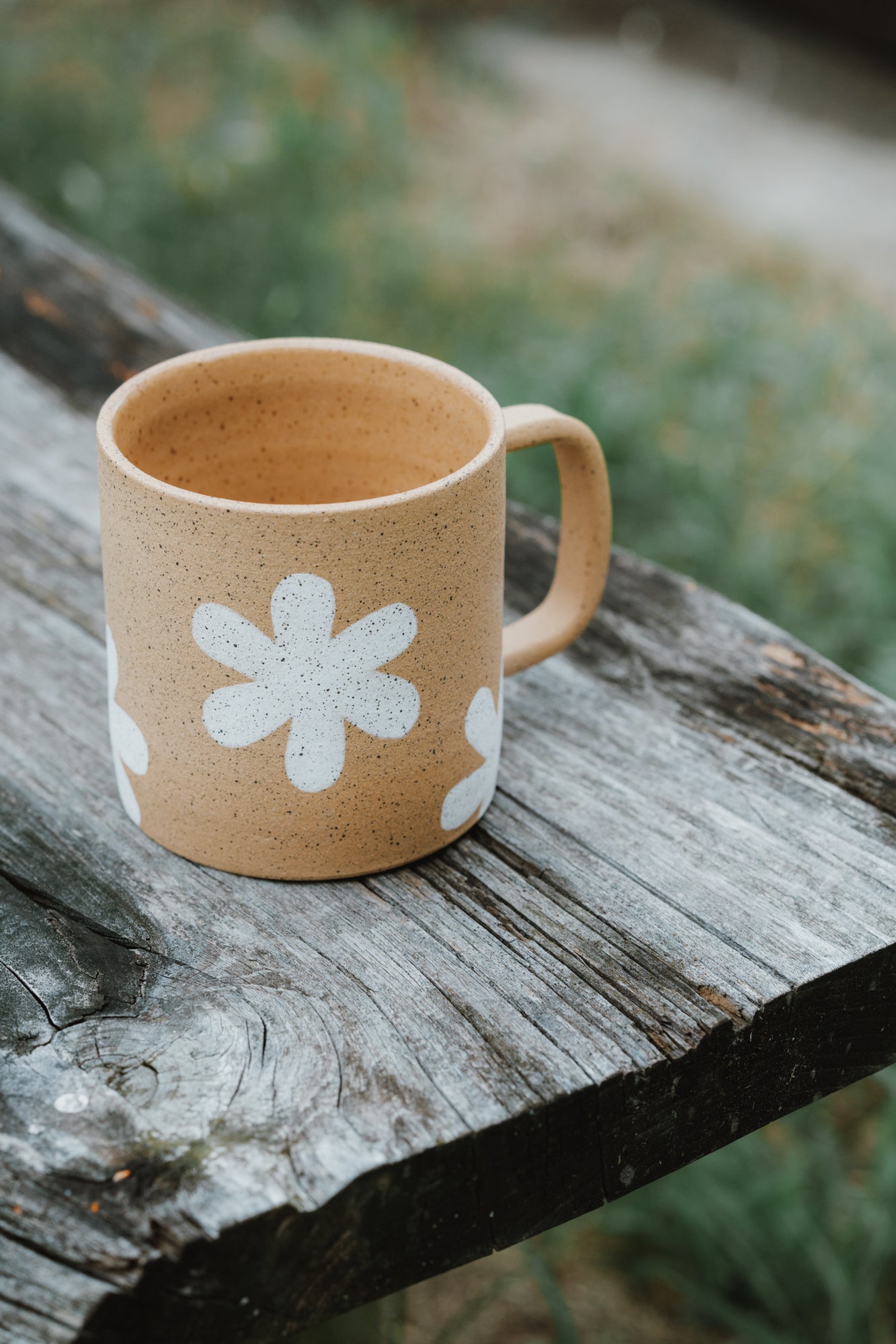 【数量限定入荷】Exclusive Design Mugs in Collaboration with an Artist from San Clemente, California