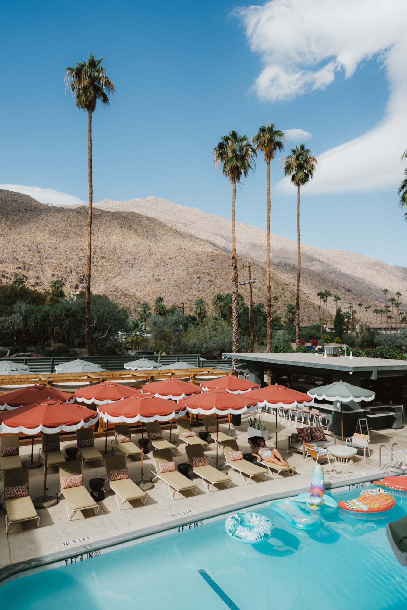 Palm Springs Pool Side Club / California